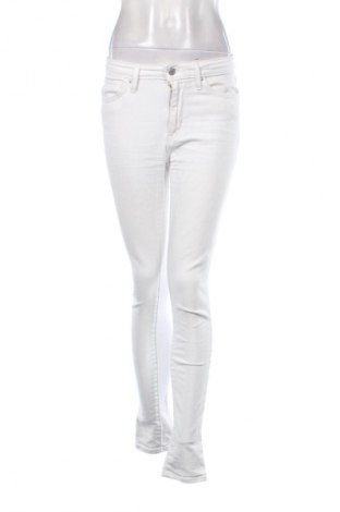 Дамски дънки Levi's, Размер S, Цвят Бял, Цена 38,36 €