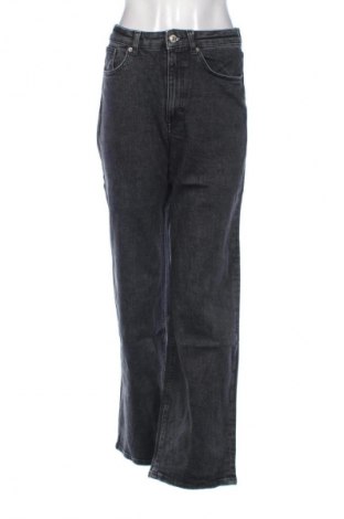 Damskie jeansy ONLY, Rozmiar S, Kolor Szary, Cena 166,99 zł
