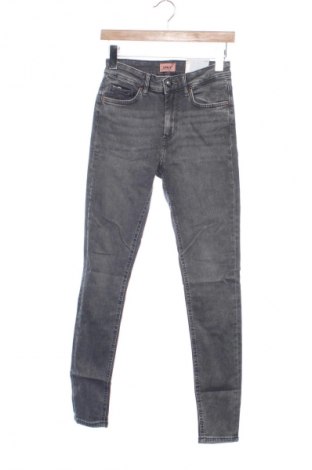 Dámské džíny  ONLY, Velikost XS, Barva Šedá, Cena  1 169,00 Kč