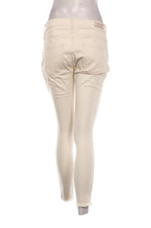 Damskie jeansy ONLY, Rozmiar XL, Kolor ecru, Cena 91,99 zł