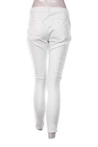 Дамски дънки ONLY, Размер L, Цвят Бял, Цена 17,89 €