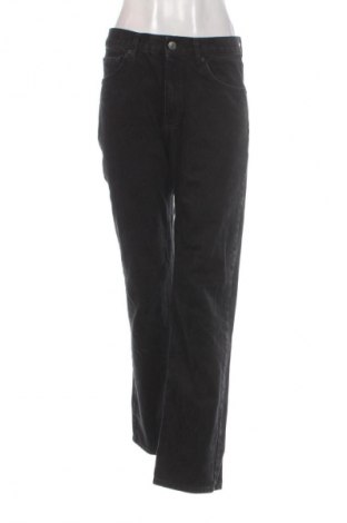 Дамски дънки Pull&Bear, Размер M, Цвят Черен, Цена 7,66 €