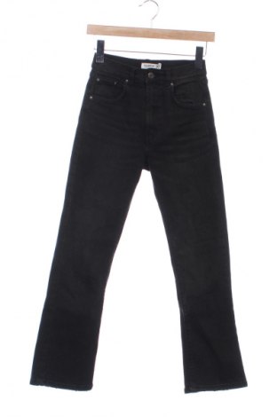 Női farmernadrág Pull&Bear, Méret XS, Szín Fekete, Ár 6 198 Ft