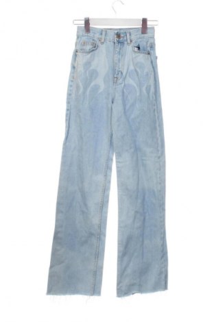 Dámské džíny  Pull&Bear, Velikost XXS, Barva Vícebarevné, Cena  425,00 Kč