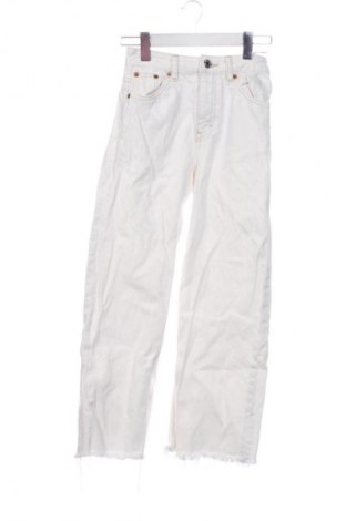 Dámské džíny  Pull&Bear, Velikost XXS, Barva Bílá, Cena  425,00 Kč