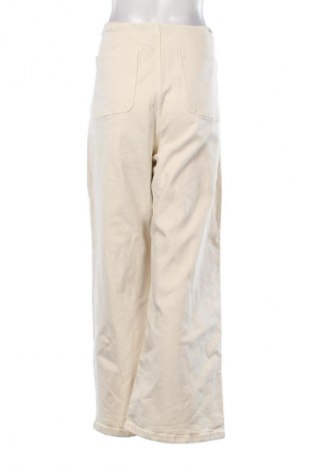 Дамски дънки Reserved, Размер XL, Цвят Бежов, Цена 22,11 €