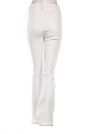 Női farmernadrág Sinsay, Méret M, Szín Ekrü
, Ár 6 198 Ft