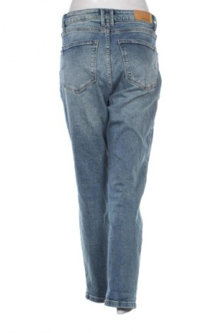 Γυναικείο Τζίν Stradivarius, Μέγεθος L, Χρώμα Μπλέ, Τιμή 11,99 €
