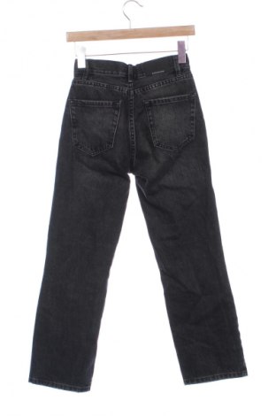 Дамски дънки Stradivarius, Размер XXS, Цвят Черен, Цена 15,00 €