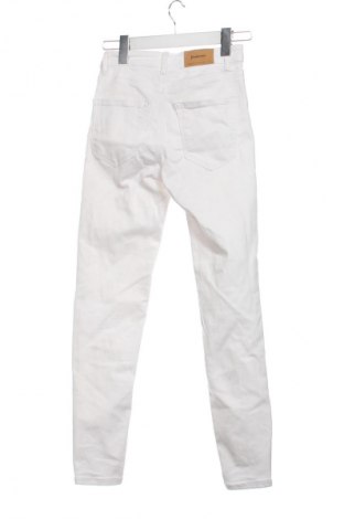 Dámské džíny  Stradivarius, Velikost XS, Barva Bílá, Cena  419,00 Kč