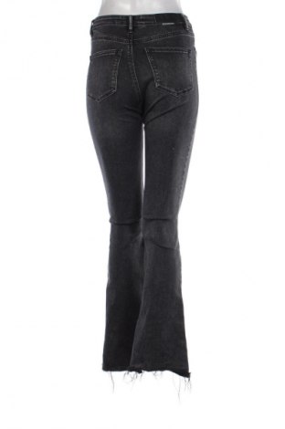 Dámské džíny  Stradivarius, Velikost M, Barva Černá, Cena  425,00 Kč