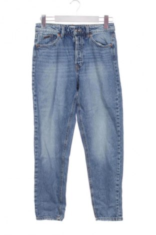 Γυναικείο Τζίν Stradivarius, Μέγεθος S, Χρώμα Μπλέ, Τιμή 15,00 €