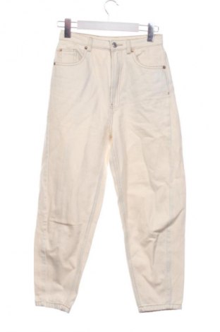 Дамски дънки Stradivarius, Размер XS, Цвят Екрю, Цена 14,77 €