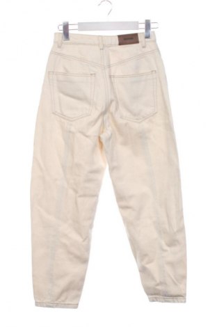 Дамски дънки Stradivarius, Размер XS, Цвят Екрю, Цена 14,77 €