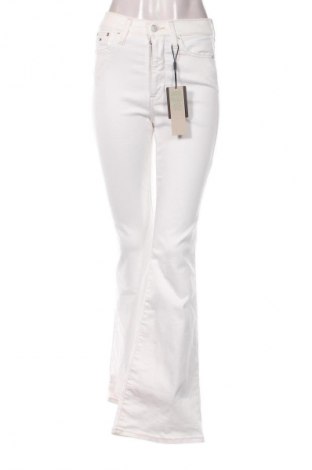 Damskie jeansy Tommy Jeans, Rozmiar S, Kolor Biały, Cena 452,99 zł