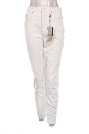 Damen Jeans Tommy Jeans, Größe S, Farbe Weiß, Preis € 112,99
