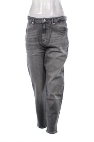 Blugi de femei Tommy Jeans, Mărime M, Culoare Negru, Preț 497,99 Lei