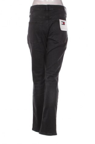Damskie jeansy Tommy Jeans, Rozmiar XXL, Kolor Czarny, Cena 492,99 zł