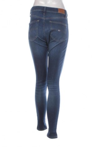 Damskie jeansy Tommy Jeans, Rozmiar S, Kolor Niebieski, Cena 452,99 zł