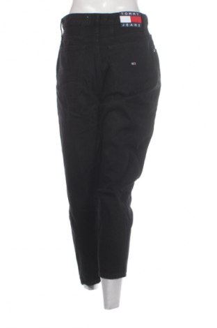 Дамски дънки Tommy Jeans, Размер M, Цвят Черен, Цена 89,47 €