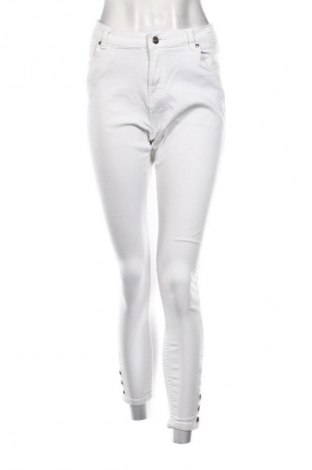 Дамски дънки True Spirit, Размер L, Цвят Бял, Цена 14,77 €