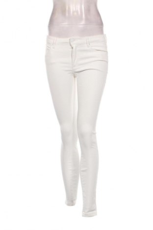 Dámske džínsy  Unbranded, Veľkosť M, Farba Biela, Cena  6,95 €