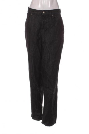 Дамски дънки Urban Classics, Размер M, Цвят Черен, Цена 9,20 €