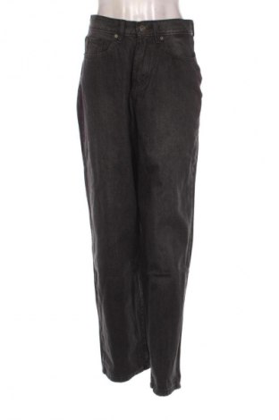 Dámské džíny  Urban Classics, Velikost M, Barva Šedá, Cena  1 429,00 Kč