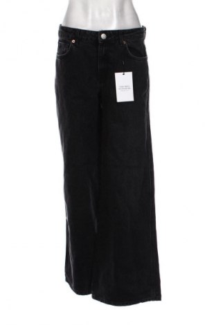 Дамски дънки Vero Moda, Размер M, Цвят Сив, Цена 39,88 €, #135693332