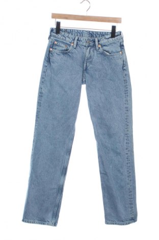 Γυναικείο Τζίν Weekday, Μέγεθος M, Χρώμα Μπλέ, Τιμή 15,99 €