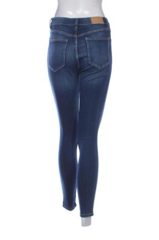 Damskie jeansy Zara, Rozmiar S, Kolor Niebieski, Cena 72,99 zł