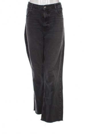 Дамски дънки Zara, Размер XL, Цвят Черен, Цена 14,31 €