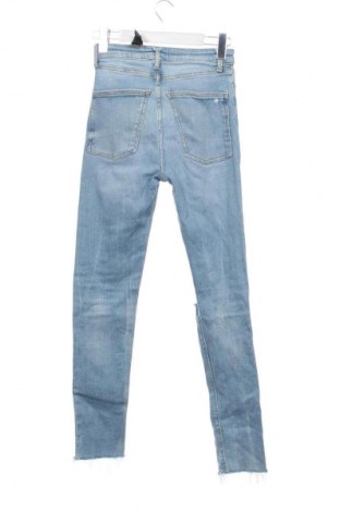 Γυναικείο Τζίν Zara, Μέγεθος XS, Χρώμα Μπλέ, Τιμή 16,99 €