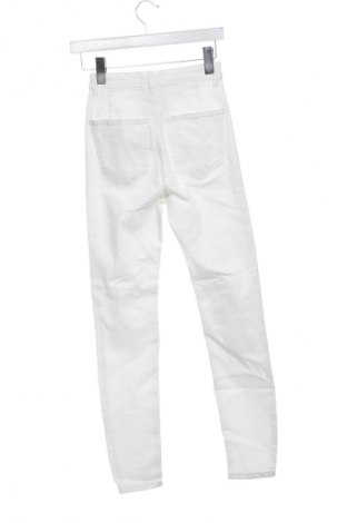 Дамски дънки Zara, Размер XXS, Цвят Бял, Цена 14,31 €