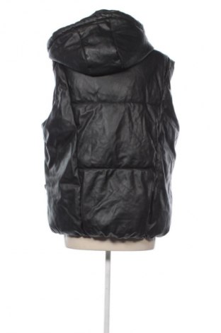 Dámská vesta  Pull&Bear, Velikost L, Barva Černá, Cena  399,00 Kč