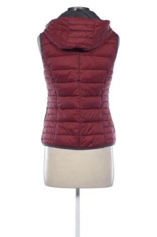 Γυναικείο γιλέκο S.Oliver, Μέγεθος S, Χρώμα Κόκκινο, Τιμή 15,99 €