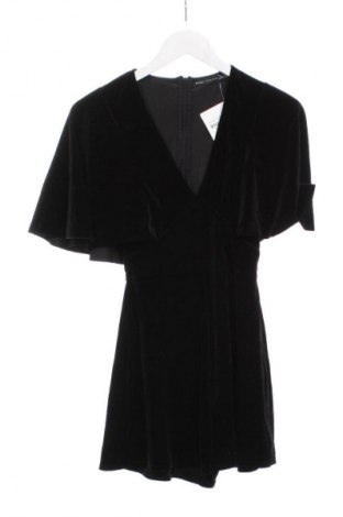 Kurzer Damenoverall Bershka, Größe XS, Farbe Schwarz, Preis 9,99 €