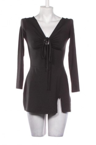 Damski krótki kombinezon Fb Sister, Rozmiar S, Kolor Czarny, Cena 104,99 zł