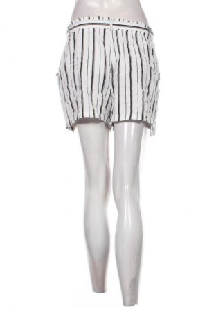 Γυναικείο κοντό παντελόνι Amisu, Μέγεθος M, Χρώμα Πολύχρωμο, Τιμή 10,00 €