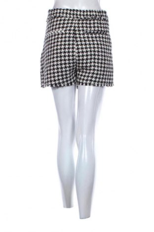 Dámske kraťasy  Bershka, Veľkosť S, Farba Viacfarebná, Cena  18,95 €