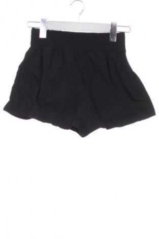 Dámské kraťasy  Bershka, Velikost XS, Barva Černá, Cena  283,00 Kč
