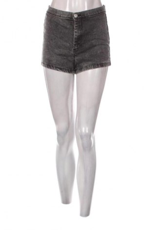 Dámske kraťasy  Bershka, Veľkosť M, Farba Čierna, Cena  6,95 €