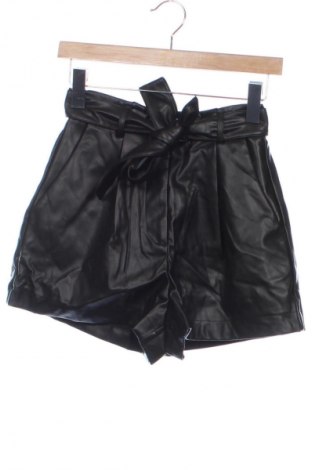 Dámské kraťasy  Even&Odd, Velikost XXS, Barva Černá, Cena  379,00 Kč