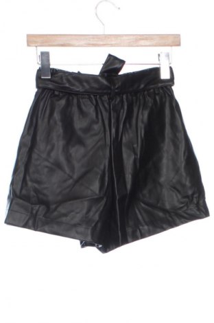 Dámské kraťasy  Even&Odd, Velikost XXS, Barva Černá, Cena  379,00 Kč