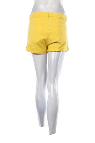 Dámské kraťasy  H&M, Velikost L, Barva Žlutá, Cena  275,00 Kč