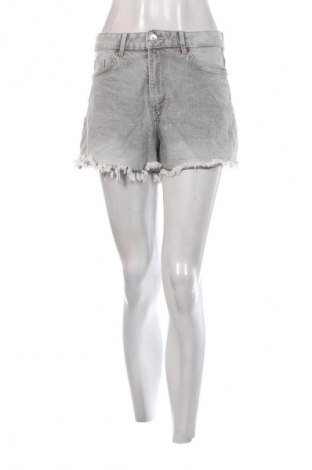 Γυναικείο κοντό παντελόνι H&M Divided, Μέγεθος M, Χρώμα Γκρί, Τιμή 11,99 €