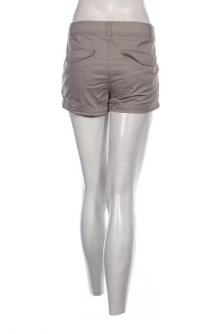 Дамски къс панталон H&M L.O.G.G., Размер M, Цвят Сив, Цена 10,00 €
