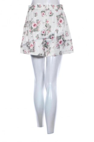 Dámske kraťasy  Harper, Veľkosť M, Farba Viacfarebná, Cena  29,95 €