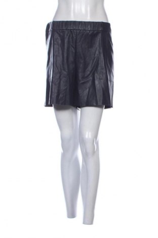 Dámské kraťasy  Hugo Boss, Velikost M, Barva Modrá, Cena  939,00 Kč