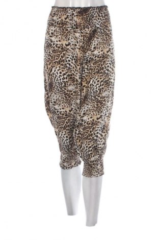 Γυναικείο κοντό παντελόνι Janina, Μέγεθος XXL, Χρώμα Πολύχρωμο, Τιμή 8,99 €